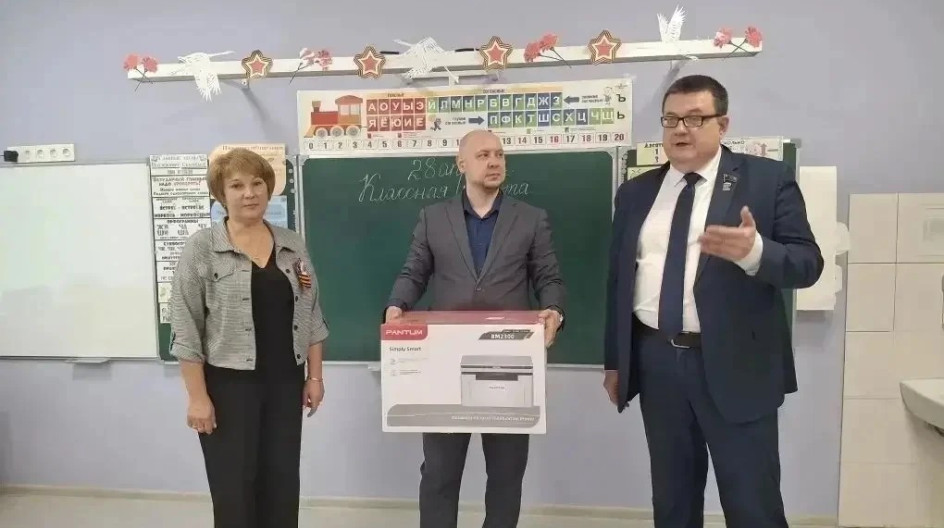 КРУТОЕ, УЗУНОВО, ПЕТРОВО. Исполнил новые наказы, полученные в ходе встреч с коллективами сельских школ муниципального округа Серебряные Пруды