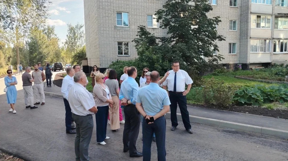 ЖИЛЁВО. Ещё один двор благоустроенный!