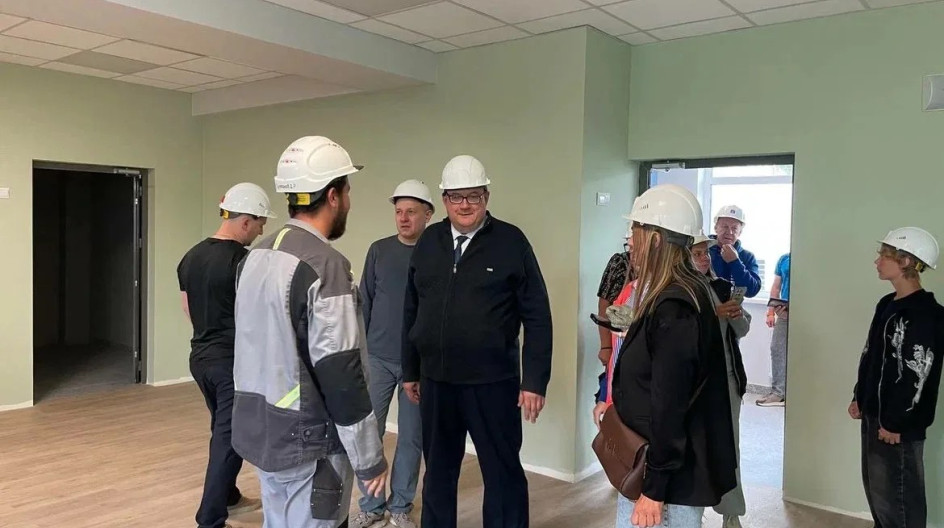 КАШИРА. В рамках «Родительской приемки», инициированной партией «Единая Россия», принял участие как депутат Московской областной Думы в мониторинге капитального ремонта школы № 7