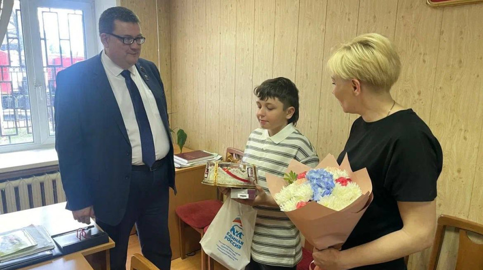 СЕМЁНОВСКОЕ. Встретился с семьёй нашего Героя - участника СВО
